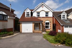 19 Oaklands